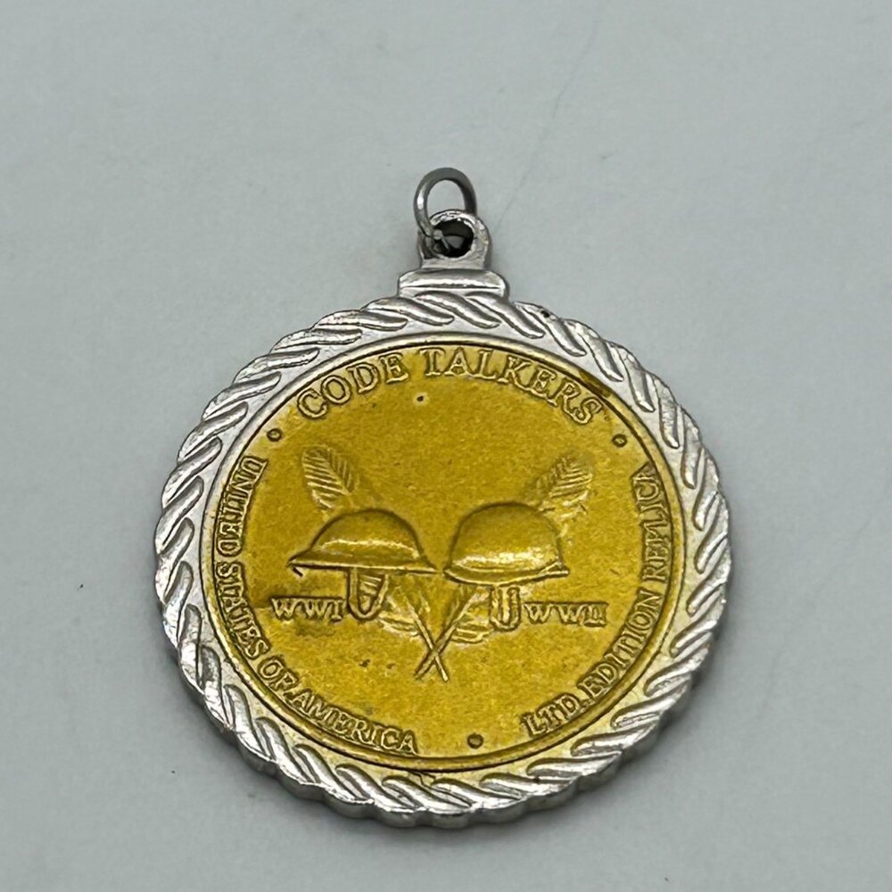 2016 Remember Native Americans Sacagawea Code Talkers Coin Pendant Necklace Gold - Picture 13 of 15
